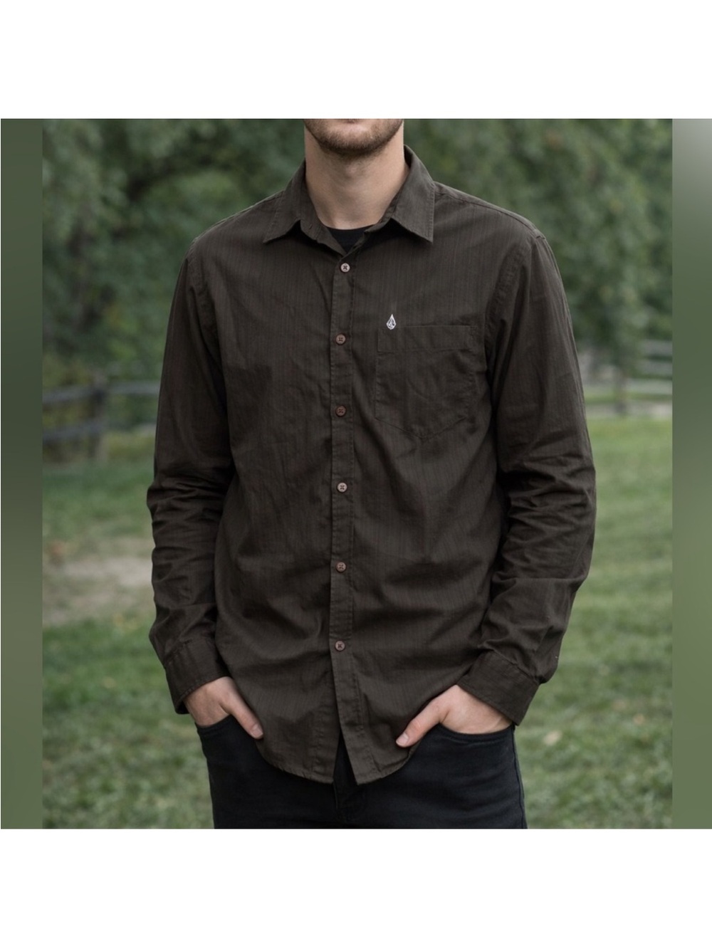 Vintage Volcom Men’s Dark Brown Long-Sleeve Button-Up Shirt